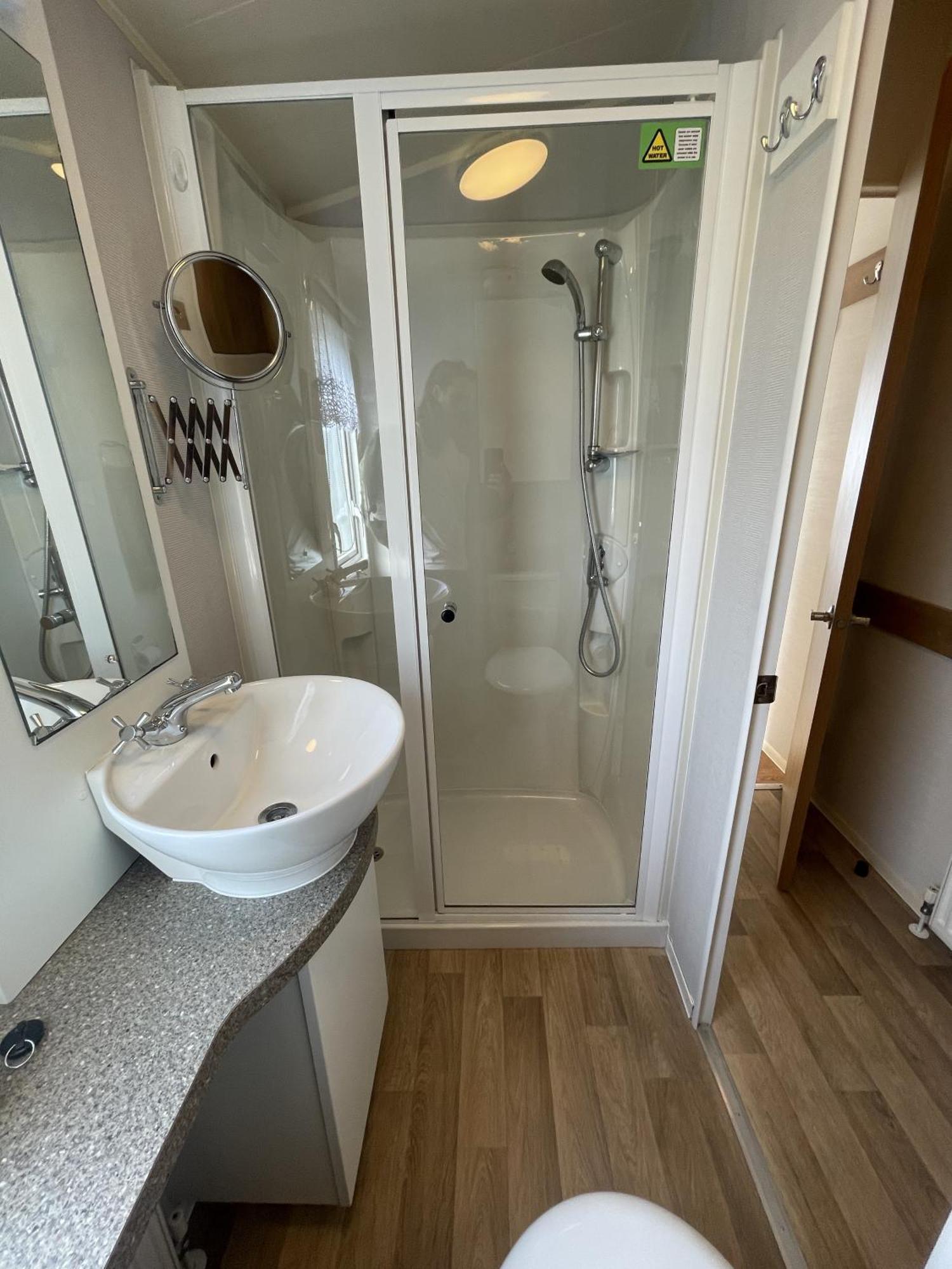 2 Bedroom Caravan, Edi Rita, Robin Hood, Pet Friendly Meliden Exterior photo